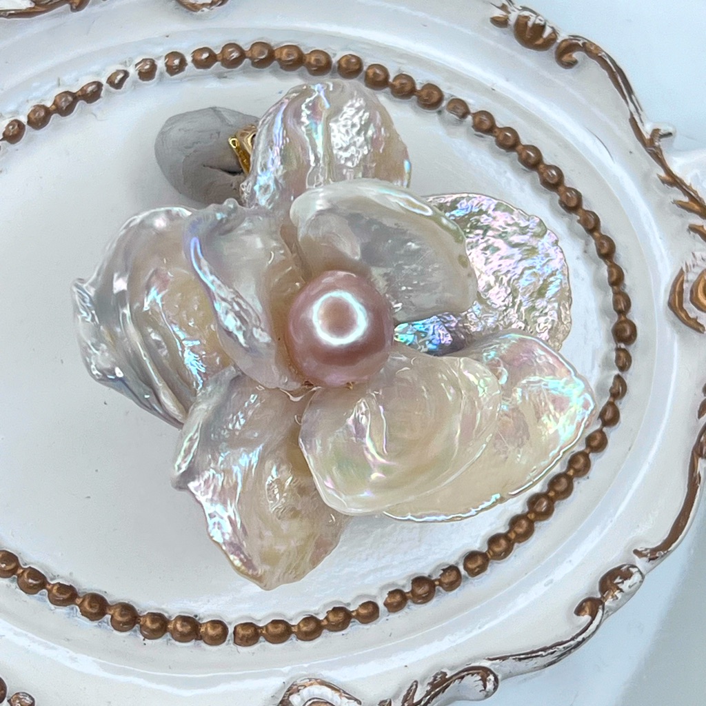 Handmade Freshwater Large Keshi Pearl Flower Detachable Pendant 50$